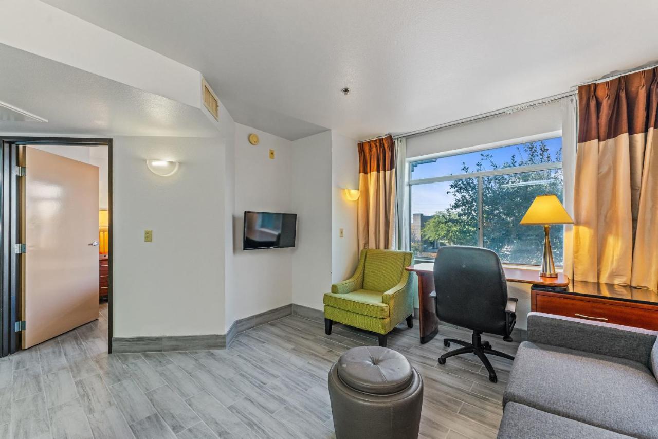Chandler 1 Bd 1 Ba Fully Renovated Premium Lux Apartment Pets Allowed Eksteriør bilde